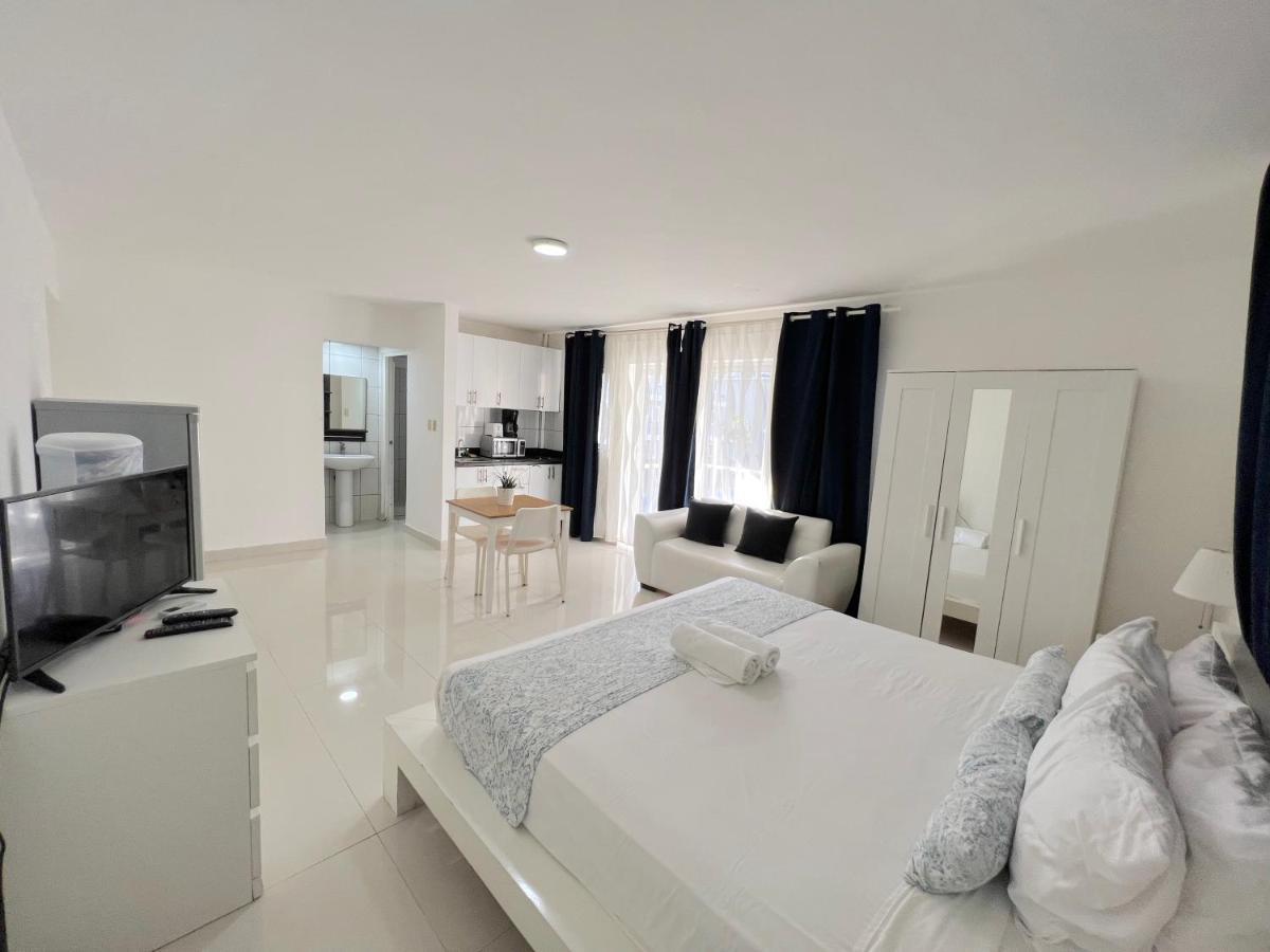 Sol Caribe Suites - Playa Los Corales - Beach Club, Wifi, Swimming Pool - Calle Aruba Punta Cana Chambre photo